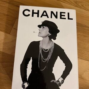 CHANEL Assouline Chanel 3-Book Slipcase set